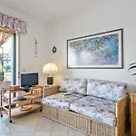 Taormina Comfortable Apartment With Terrace